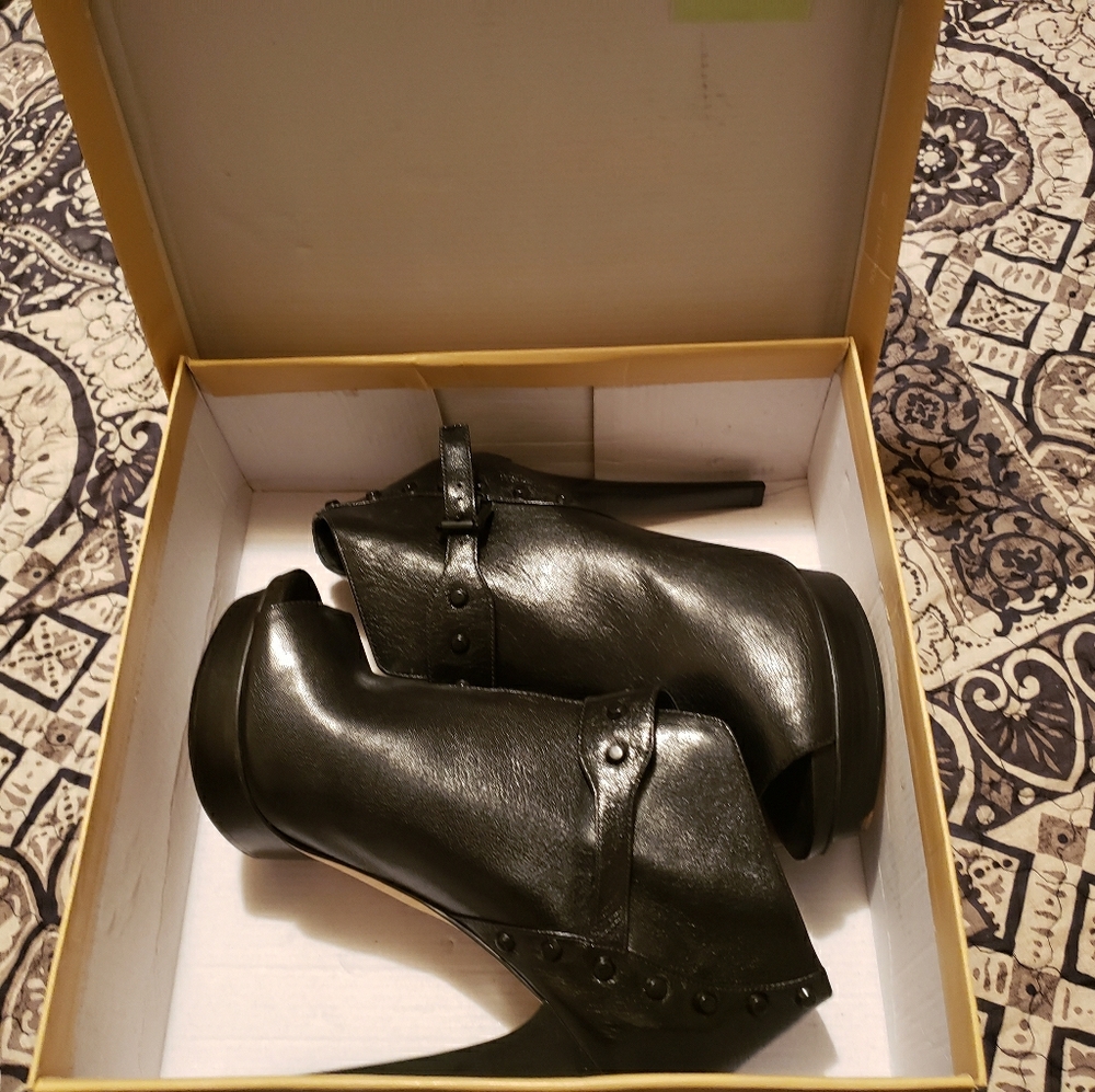 Michael Kors Black Heels